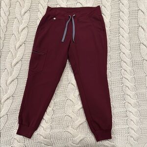 Figs Zamora Jogger Scrubs Pants: Maroon